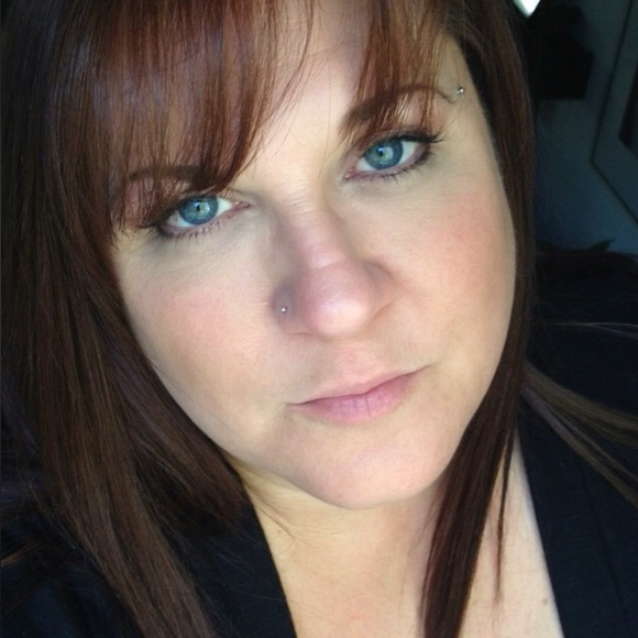 Meet your Posher, Lianne - Picture 3 of 3